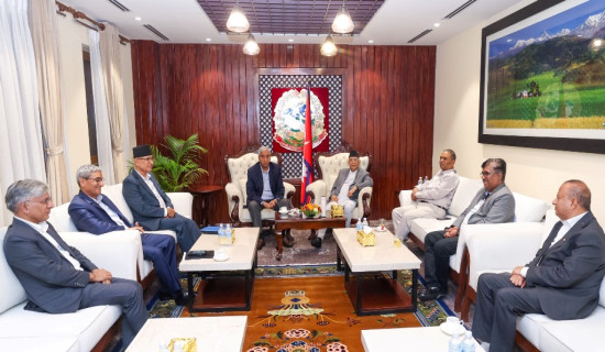 नवनिर्वाचित स्ववियु कार्यसमितिलाई बधाई