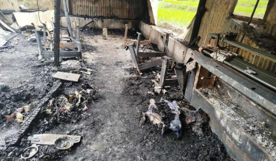 गार्मेन्ट उद्योगमा आगलागी, १ करोड ३० लाखको क्षति