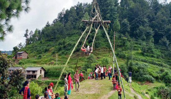 स्वास्थ्य बिमाको प्रथम सेवा विन्दुबाट हटाएपछि विरोध
