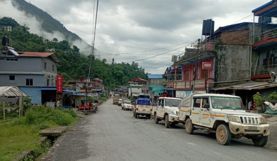 अव्यवस्थित पार्किङले बढ्यो सवारी दुर्घटना