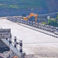 कर्णाली हुड्के नाच व्यावसायिक बन्दै