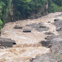 स्थानीय तहद्वारा खर्च सार्वजनिक