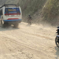 तीन वर्षदेखि निर्माण रोकिएको धुलिखेल-खावा खण्ड स्तरोन्नति गरिँदै