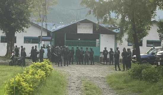 सिरहा कारागारमा झडप, १३ कैदीबन्दी घाइते