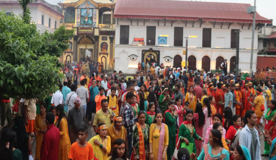 पूजा आराधना गर्न पशुपतिनाथ मन्दिरको चारै ढोका खुला
