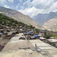 हिमाल छ, आरोही छैनन्