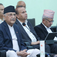 सार्वजनिक निकायबाट सूचना लिन गाह्रो : प्रमुख आयुक्त गुरुङ