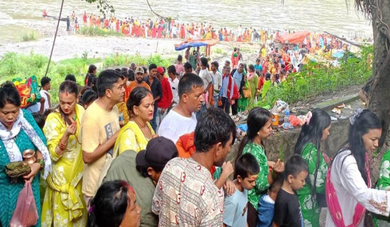 साउनको सोमबार देवघाटमा ३५ हजार भक्तजनको आगमन