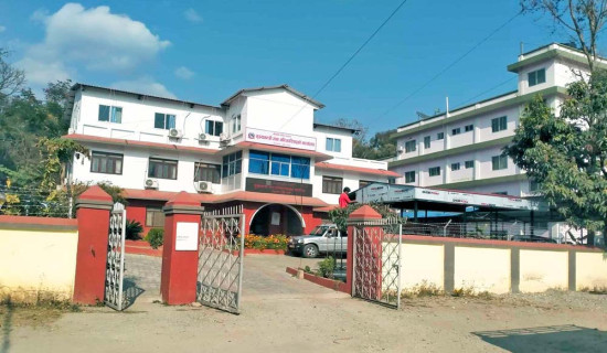 भोल्टेज कम भएर मोटर नचल्दा रोपाइँ प्रभावित