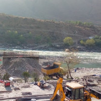 तीन वर्षमा पुलको पिलरमात्रै