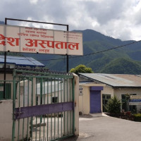 सडकमा ढुङ्गा बिछ्याएपछि सहज