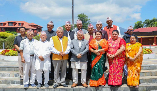 राष्ट्रपतिसँग ज्येष्ठ नागरिकका समस्या प्रस्तुत