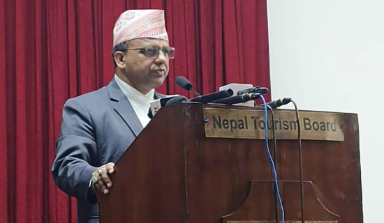 पर्यटन पूर्वाधारमा लगानी गर्न निजी क्षेत्रलाई रातो कार्पेट राखेर स्वागत गर्नुपर्छ : मन्त्री पाण्डे