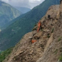 पर्यटकको रोजाइमा प्याराताल