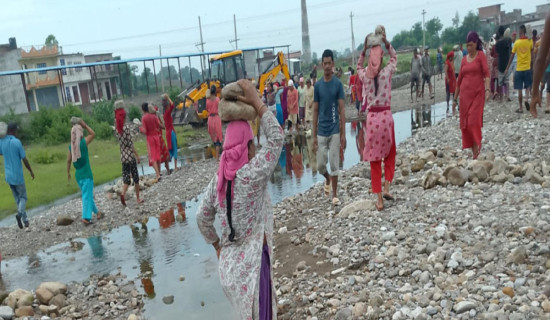श्रमदान गरेरै गाउँले जोगाए बालुवाको बस्ती