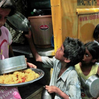 देश विकासको गतिमा अघि बढिरहेको छ : प्रधानमन्त्री ओली
