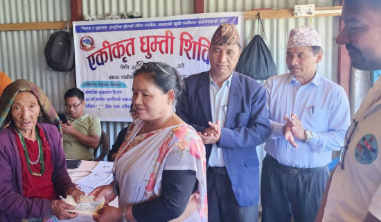 वडाबाटै सामाजिक सुरक्षा भत्ता वितरण