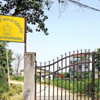 उनापानिमा आगालागी : आगो नियन्त्रणमा आउन सकेन, आठ घर जलेर नष्ट
