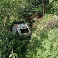 परम्परागत खेती प्रणालीलाई प्रोत्साहन गर्न कृषकलाई हलो उपहार