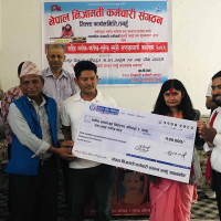 ७६ लाख नगद सहित तीन जना पक्राउ
