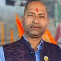 सडकमा कसले फाल्यो गोलभेँडा किसानले कि बिचौलियाले ?