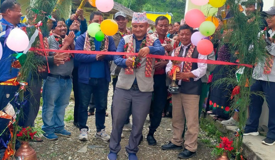 रुमको डाँडागाउँमा एक घर एक धारा