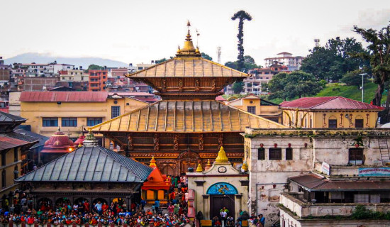 पशुपति क्षेत्रमा ४५ वर्षपछि ऐतिहासिक लाखे झ्यालिन्छ नाच प्रदर्शन गरिँदै