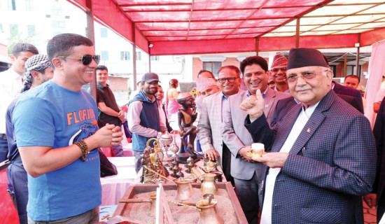 लक्ष्यभन्दा दोब्बर बढी राजस्व सङ्कलन