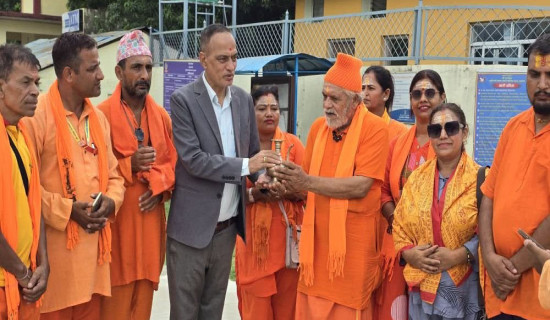 ‘मानव अधिकार आयोगले सरकारलाई जिम्मेवार र जवाफदेही बनाउनमा सहयोग पुर्‍याउँछ’