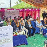 दहबुकी खर्कको चरन क्षेत्रमा भेडाका बथान