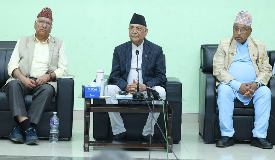 छ लेनको सडक ठप्प