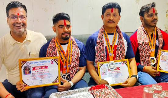 विश्व स्ट्रेन्थ लिफ्टिङ्गमा स्वर्ण विजेतालाई नेपालगन्जमा सम्मान
