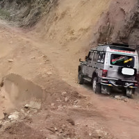पहिरोमा परेर आठ जनाको मृत्यु