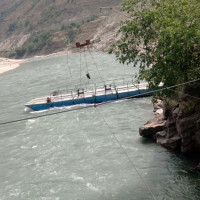 सुन्दर बारिल झरना