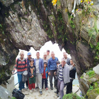 कर्णाली राजमार्ग अवरुद्ध  हुँदा विमानस्थलमा भीड