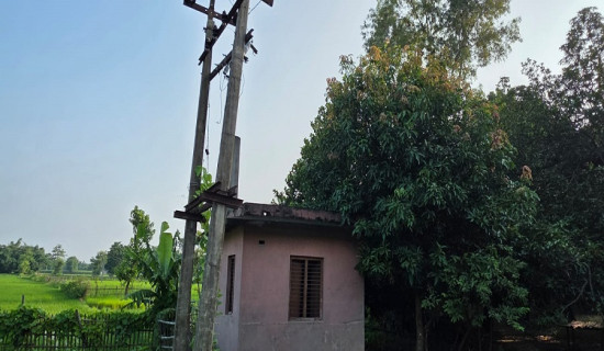 चुरे भेगमा यातायात ठप्प