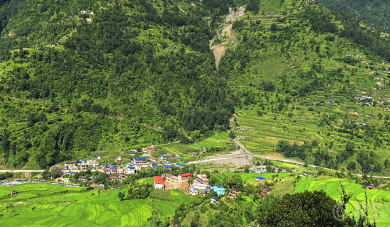 एउटै पालिकाका दुई हजार ४३८ घर बाढीपहिरोको जोखिममा