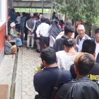 स्थानीय हाटबजार व्यवस्थित गर्नुपर्ने माग