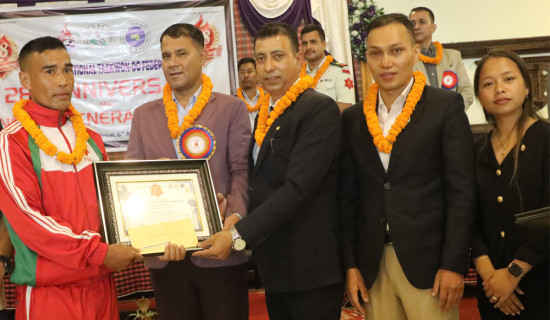 बर्खासँगै बढ्न थाले सर्पदंशका बिरामी