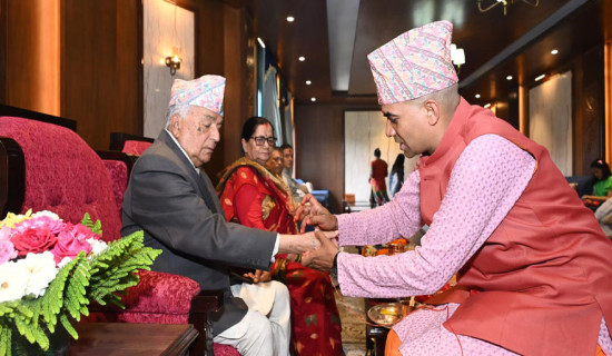घोडेपानीमा घोडादौड प्रतियोगिता (फोटो फिचर)