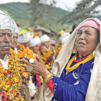 विद्यालयका नाम नेपालीमा राख्ने पहल, सम्पर्कमा आउँदै विद्यालय
