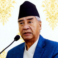 शिक्षक छोडेर राजनीतिमा