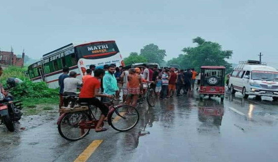 सुनसरी दुर्घटना :  मृतकको सङ्ख्या चार पुग्यो