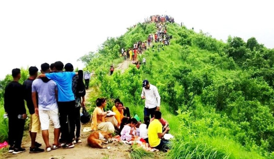 विसं २०७८ : पर्यटनमा निराशासँगै उत्साह थपिएको वर्ष