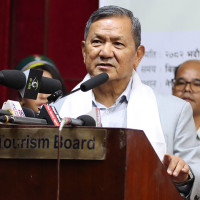 फिल्मलाई विदेश जाने भिसा नबनाऔं : प्रकाश सायमी