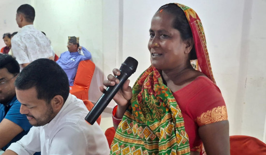 ‘मेयरसा’प हाम्रो पैसा उठाइदिनुस्’