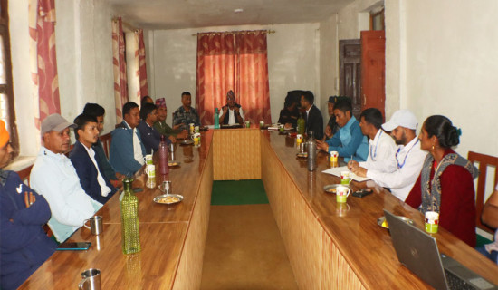 'सूचनाको हक छ तर नागरिकले पाउँदैनन्'