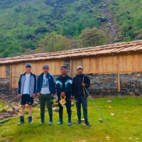 पिङ खेल्दाखेल्दै डोरीमा अल्झिएर बालिकाको मृत्यु