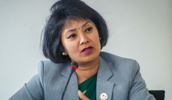 इटालीको भेन्टिना हिमनदी तीव्ररूपमा पग्लिँदै, अब टाढाबाट मात्र निगरानी सम्भव