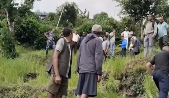 छ्यालुङ लाक्टाङमा सात घर पहिरोको जोखिममा